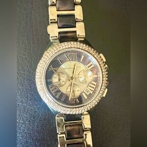 Women’s Michael Kors watch. Beautiful piece. Needs battery.